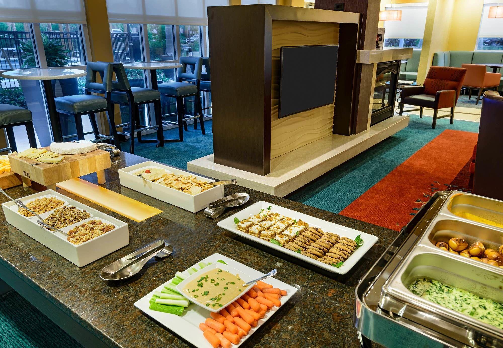 אסטרו Residence Inn By Marriott Fort Myers At I-75 And Gulf Coast Town Center מראה חיצוני תמונה
