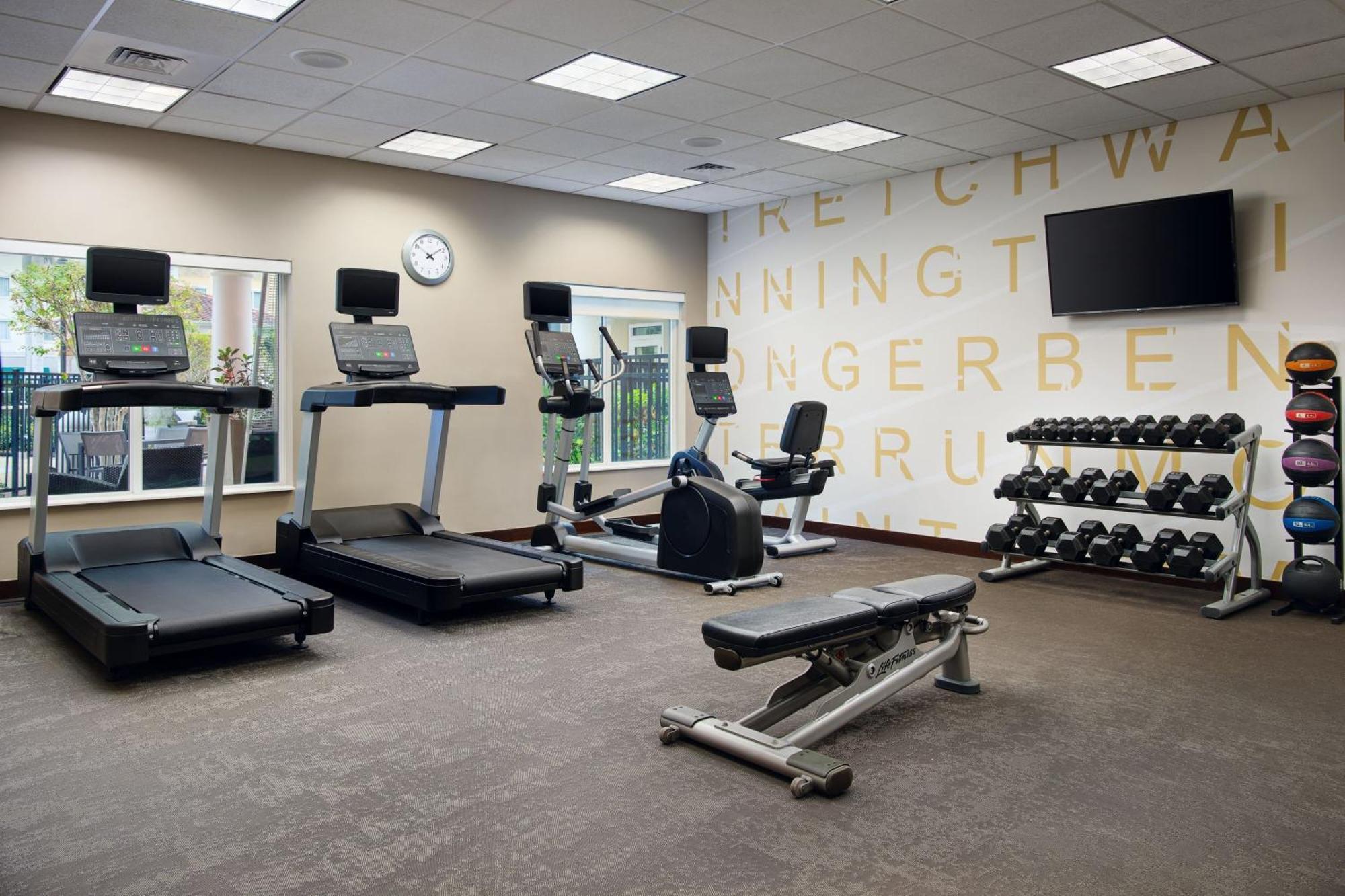אסטרו Residence Inn By Marriott Fort Myers At I-75 And Gulf Coast Town Center מראה חיצוני תמונה