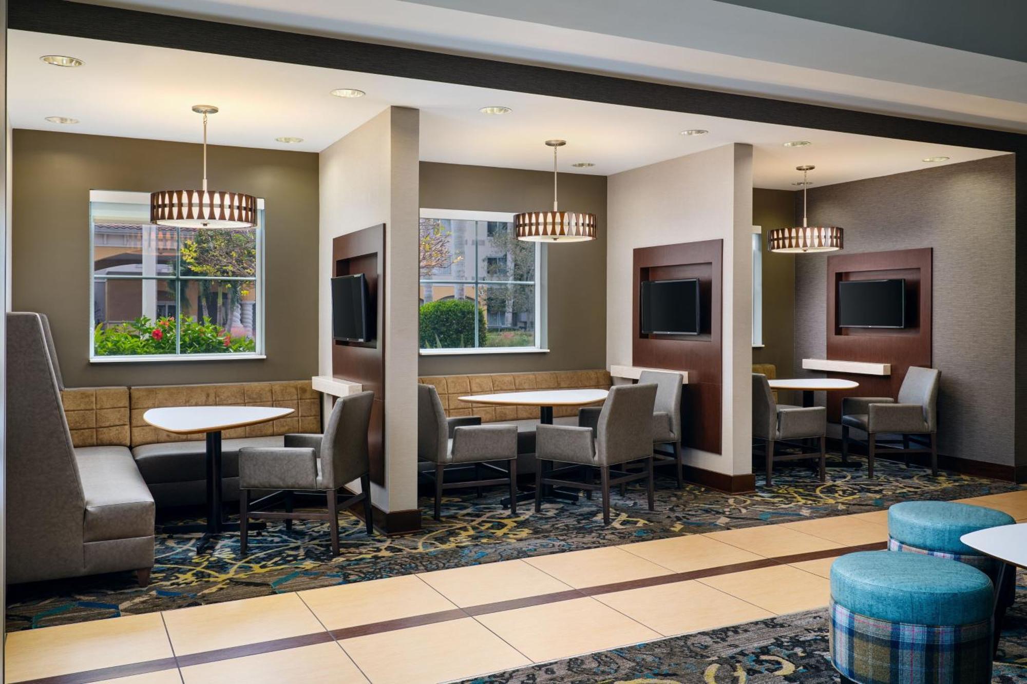 אסטרו Residence Inn By Marriott Fort Myers At I-75 And Gulf Coast Town Center מראה חיצוני תמונה